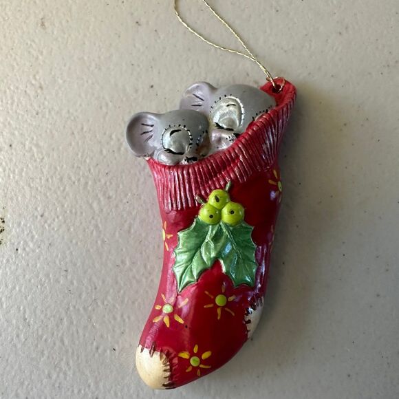 Vintage Alberta Hand Painted Ceramic Mold Two Mice In Sock Christmas Ornament - Picture 1 of 2